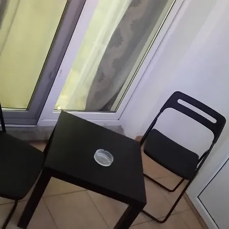 Διαμέρισμα Maxi's